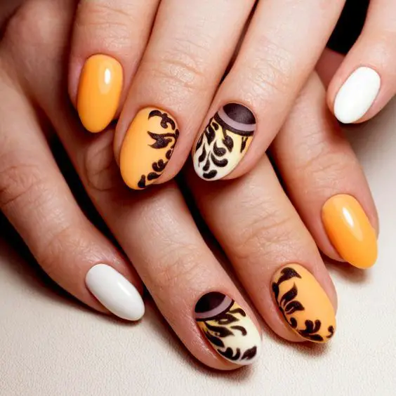 Fall Nails Ideas | Elegant Short Round Acrylic Fall Nails Design