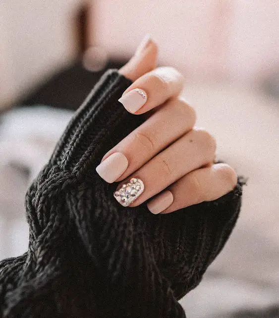Sheer Pink with Bling Accent Sweater Weather Acrylic Nails (Square Medium Length Nails)